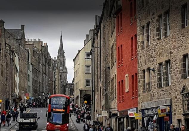 Royal Mile Famous Canongate Flat Edinburgh Ngoại thất bức ảnh